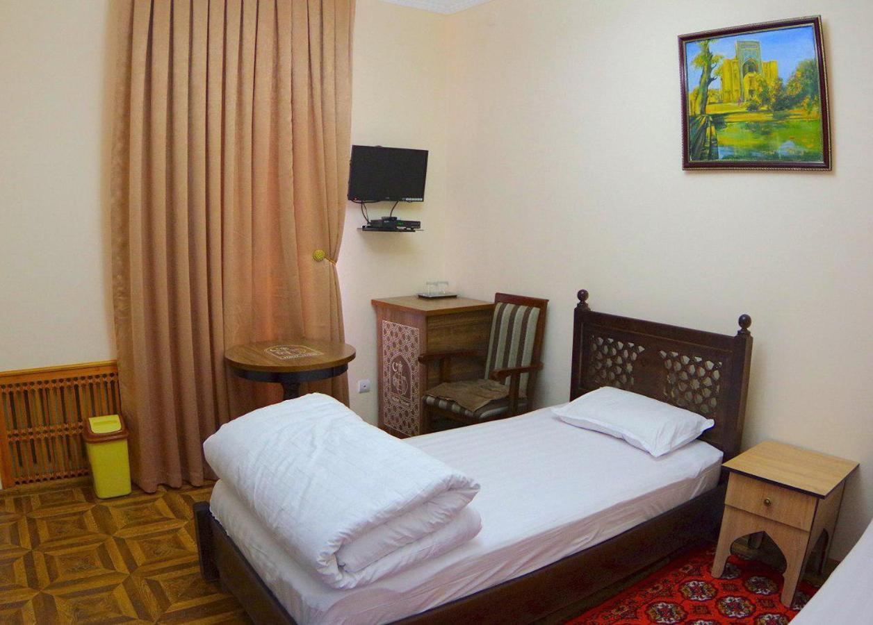 Madina-Mehribon Hotel Buchara Buitenkant foto